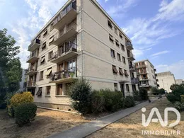 Appartement à Combs-la-Ville (77380)