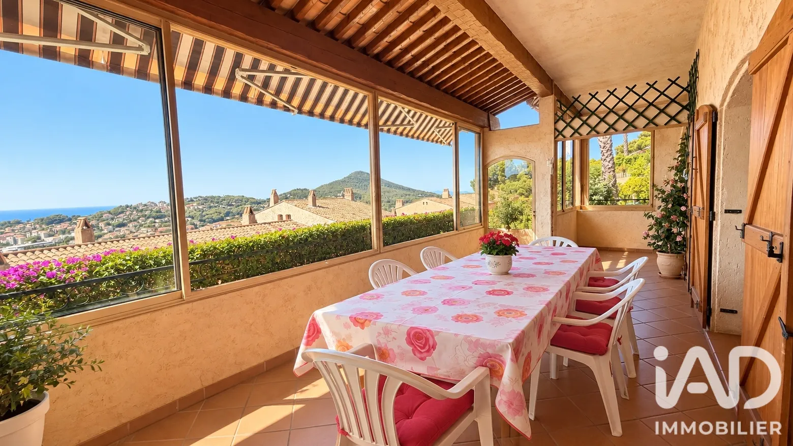 Vente maison à Carqueiranne (83320) : maison 5 pièces 192 m² - 2097380 — 3