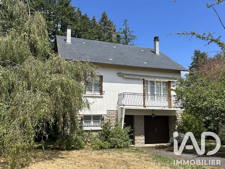 Maison 4 pièces 113 m² · à Madranges · 113 m² · 115 000 €