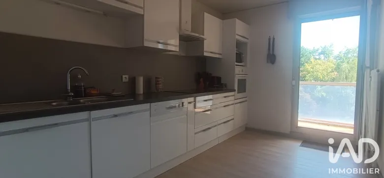 Appartement 4 pièces 76 m² · à Saint-Étienne · 76 m² · 110 000 €