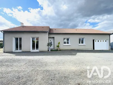 House in Chemillé-en-Anjou (49310)
