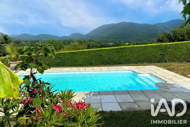Maison 6 pièces 185 m² · à Valcabrère · 185 m² · 289 500 €