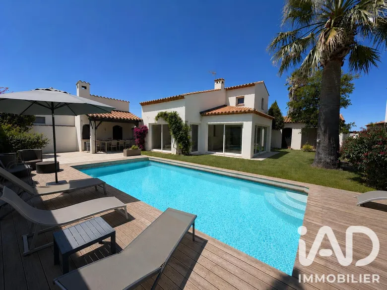 Maison 5 pièces 151 m² · à Saint-Cyprien · 151 m² · 649 000 €