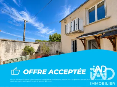 Maison de ville à Doué-en-Anjou (49700)