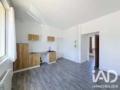 Appartement à Auffreville-Brasseuil (78930)