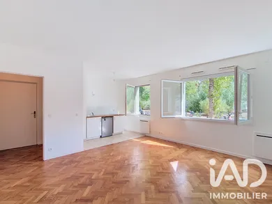 Studio à Paris (75019)