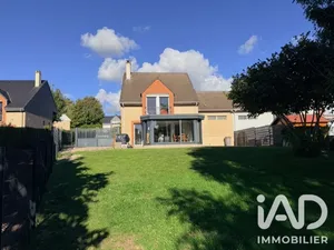House in Eu (76260)