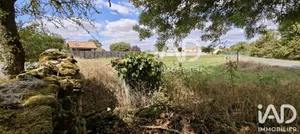 Terrain à bâtir à Pouillé (85570)