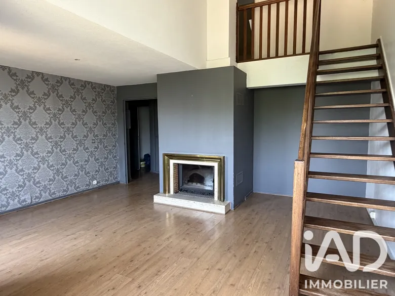 Appartement 4 pièces 83 m² · à Évry · 83 m² · 170 000 €