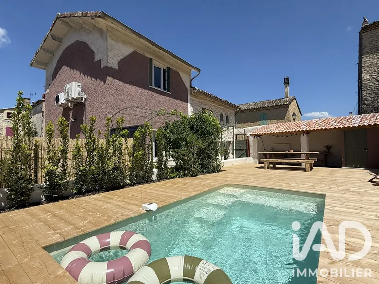 Maison 4 pièces 103 m² · à Entrechaux · 103 m² · 425 000 €