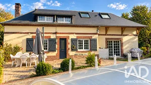Maison à Lyons-la-Forêt (27480)