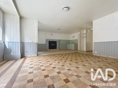 Maison traditionnelle à Lavau-sur-Loire (44260)