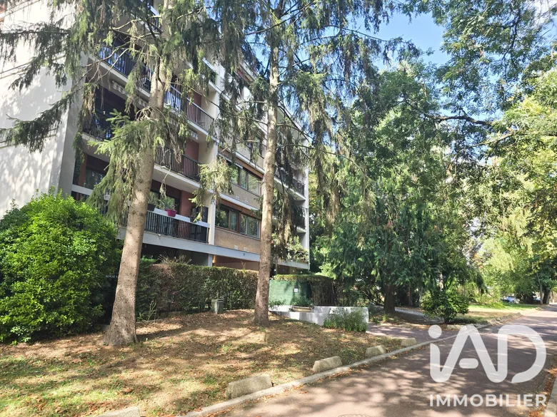 Appartement 4 pièces 83 m² · à Chilly-Mazarin · 83 m² · 170 000 €