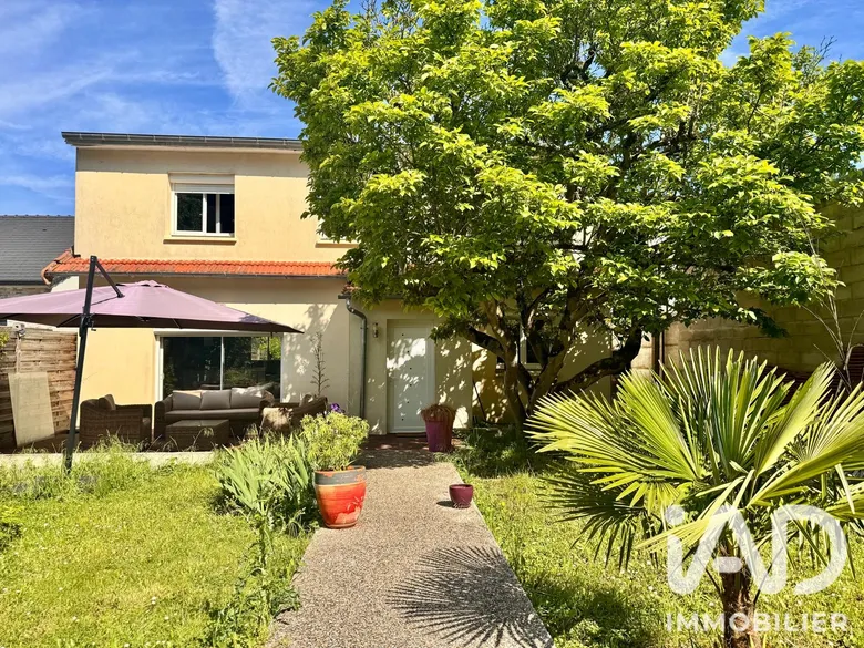 Maison 4 pièces 118 m² · à Noiseau · 118,4 m² · 1 900 €/mois