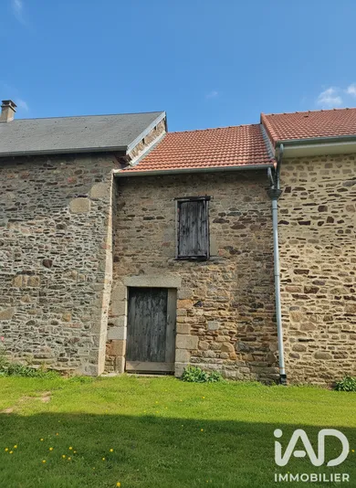House in Champeaux (50530)