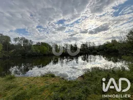 Terrain loisirs à Champs-sur-Yonne (89290)