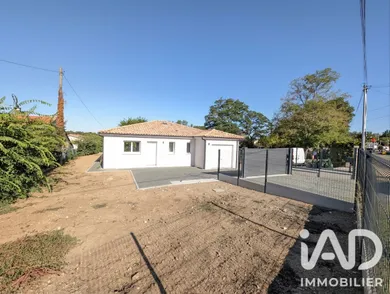 House in Les Billaux (33500)