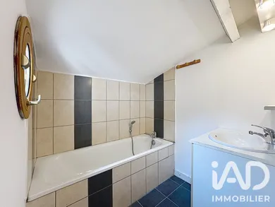 Apartment in Malaucène (84340)