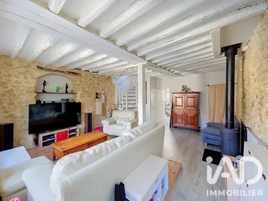 Townhouse in Brie-Comte-Robert (77170)