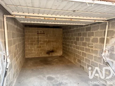 Garage à Melun (77000)