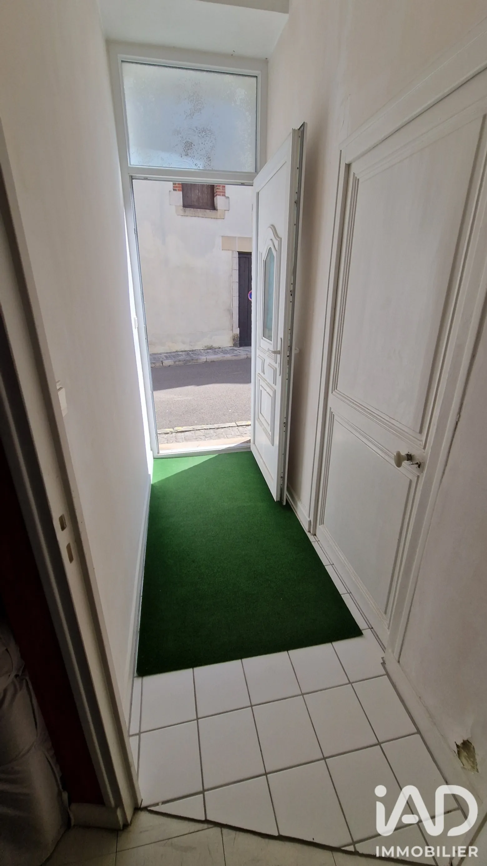 Vente appartement à Châtillon-sur-Seine (21400) : appartement 2 pièces 60 m² - 2106312 — 2