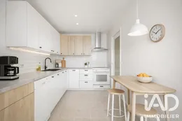 Apartment in Buc (78530)