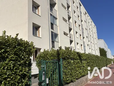 Appartement à Vénissieux (69200)