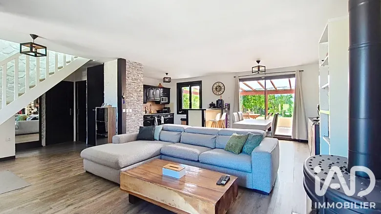 Maison 6 pièces 120 m² · à Bouleurs · 120 m² · 359 000 €