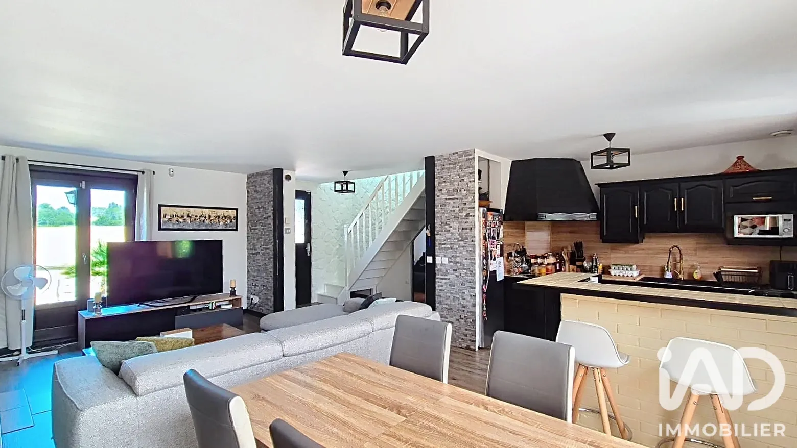 Vente maison à Bouleurs (77580) : maison 6 pièces 120 m² - 2104297 — 2