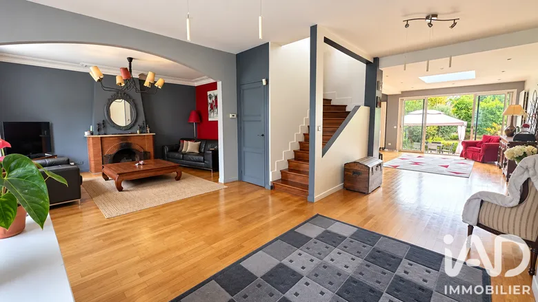 Maison 7 pièces 180 m² · à Deuil-la-Barre · 180 m² · 799 000 €
