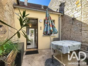 Townhouse in Vermenton (89270)
