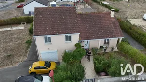 Maison à Neuilly-le-Réal (03340)