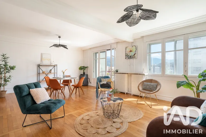 Appartement 4 pièces 92 m² · à Grenoble · 92 m² · 195 000 €