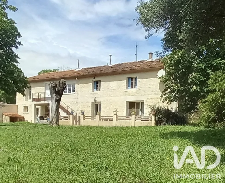 Maison 5 pièces 135 m² · à Nîmes · 135 m² · 355 000 €
