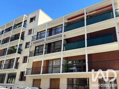 Apartment in Cachan (94230)