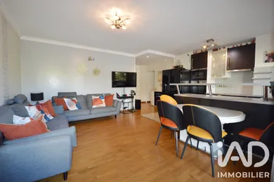 Apartment in Saint-Maur-des-Fossés (94210)