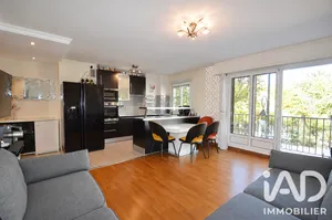 Apartment in Saint-Maur-des-Fossés (94210)