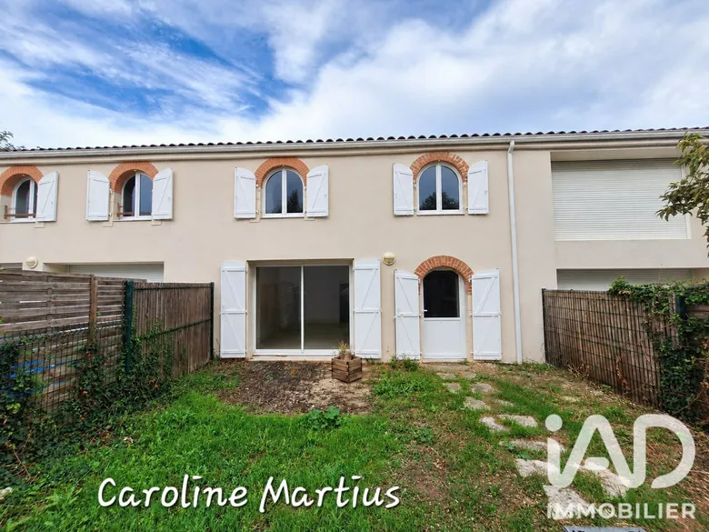 Maison 4 pièces 86 m² · à Croix-Chapeau · 86 m² · 250 000 €