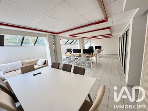 Office in Nantes (44300)