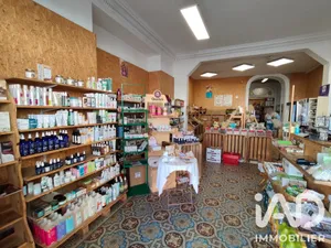 Food store in Mèze (34140)