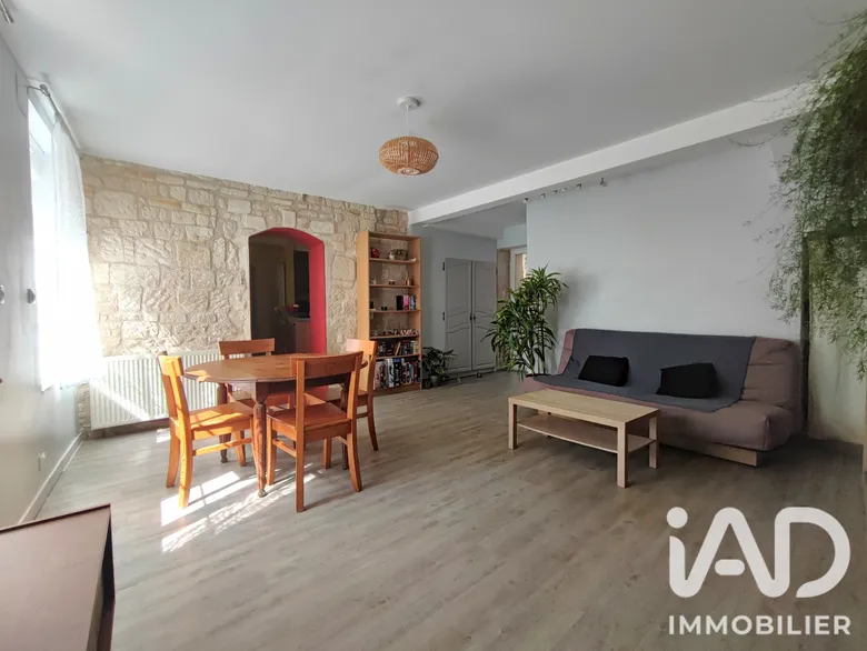 Maison 5 pièces 114 m² · à Chars · 114 m² · 250 000 €