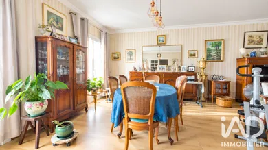 Maison traditionnelle à Buxeuil (37160)