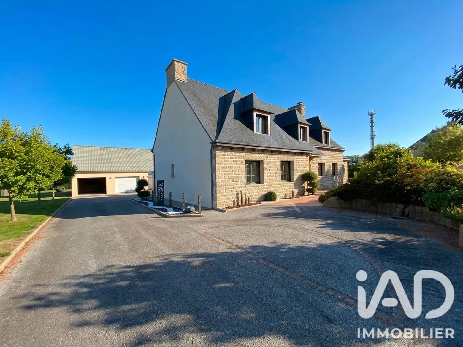 Vente maison à Plœuc-L'Hermitage (22150) : maison 7 pièces 254 m² - 2107868 — 2