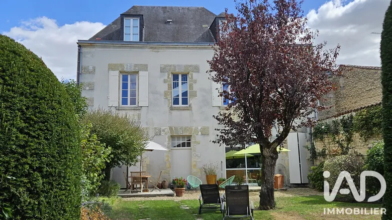 Maison 12 pièces 326 m² · à Cognac · 326,2 m² · 699 000 €