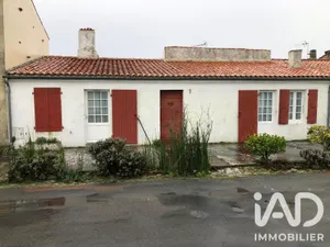 Village house in Île-d'Aix (17123)