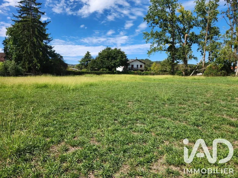 Terrain à bâtir à Viodos-Abense-de-Bas (64130) · 25 000 €