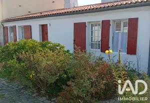Maison de village à Île-d'Aix (17123)