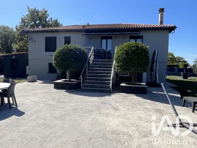 Traditional house in Bassens (33530)