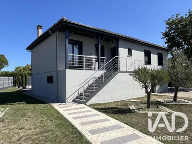 Traditional house in Bassens (33530)