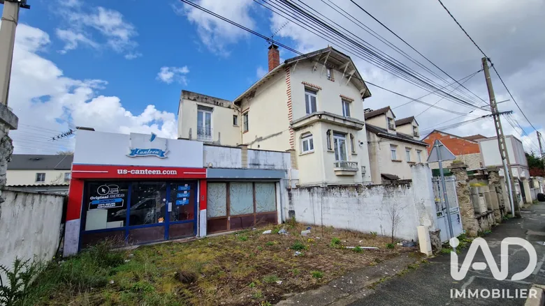 Maison 7 pièces 248 m² · à Massy · 248 m² · 616 000 €
